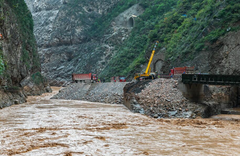 Mudslide Monitoring & Early Warning System