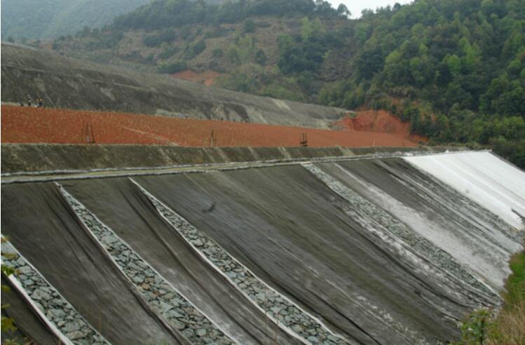 Open-pit Mining Monitoring & Early Warning Program